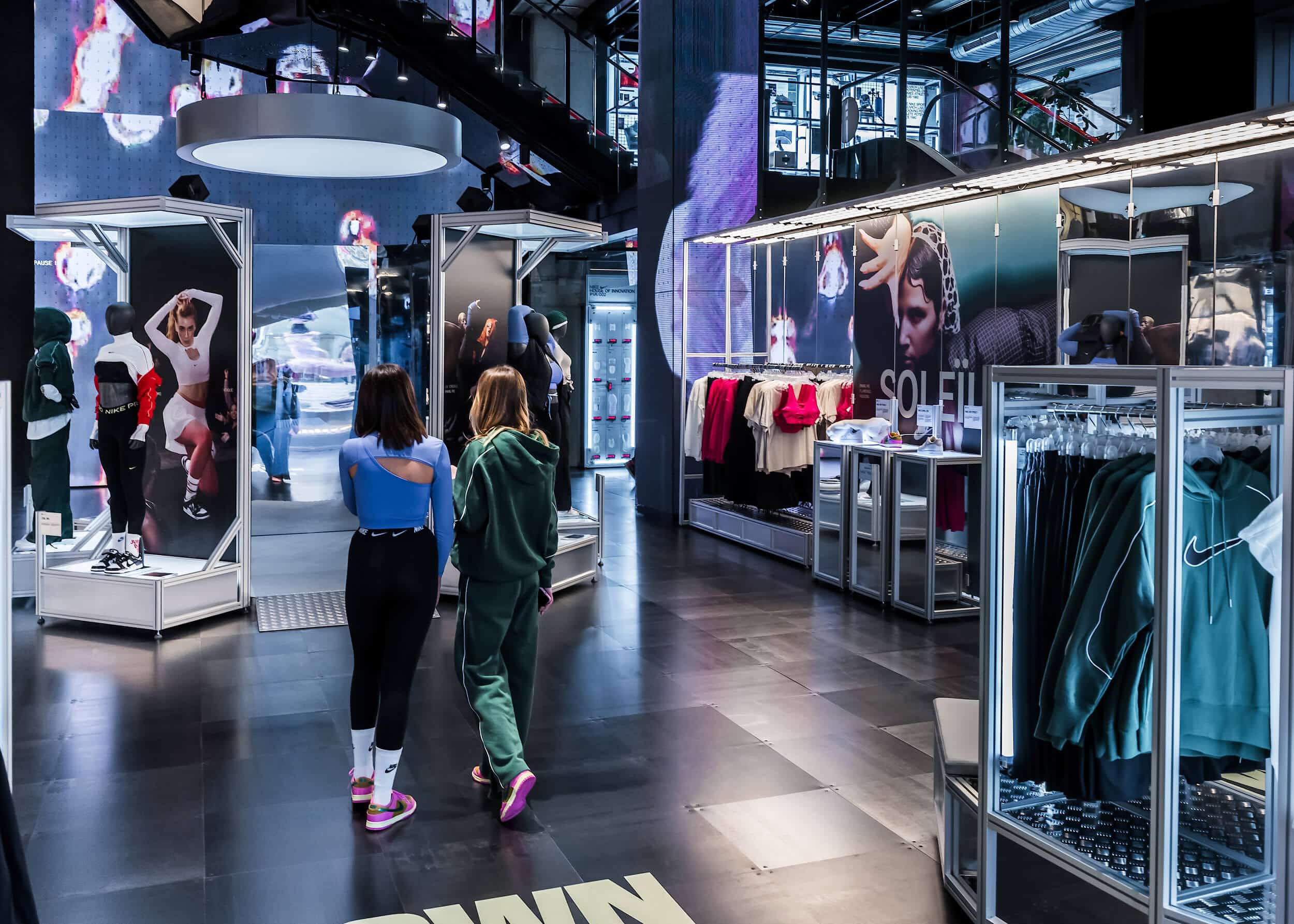 Nike – Own The Floor – House of Innovation Paris